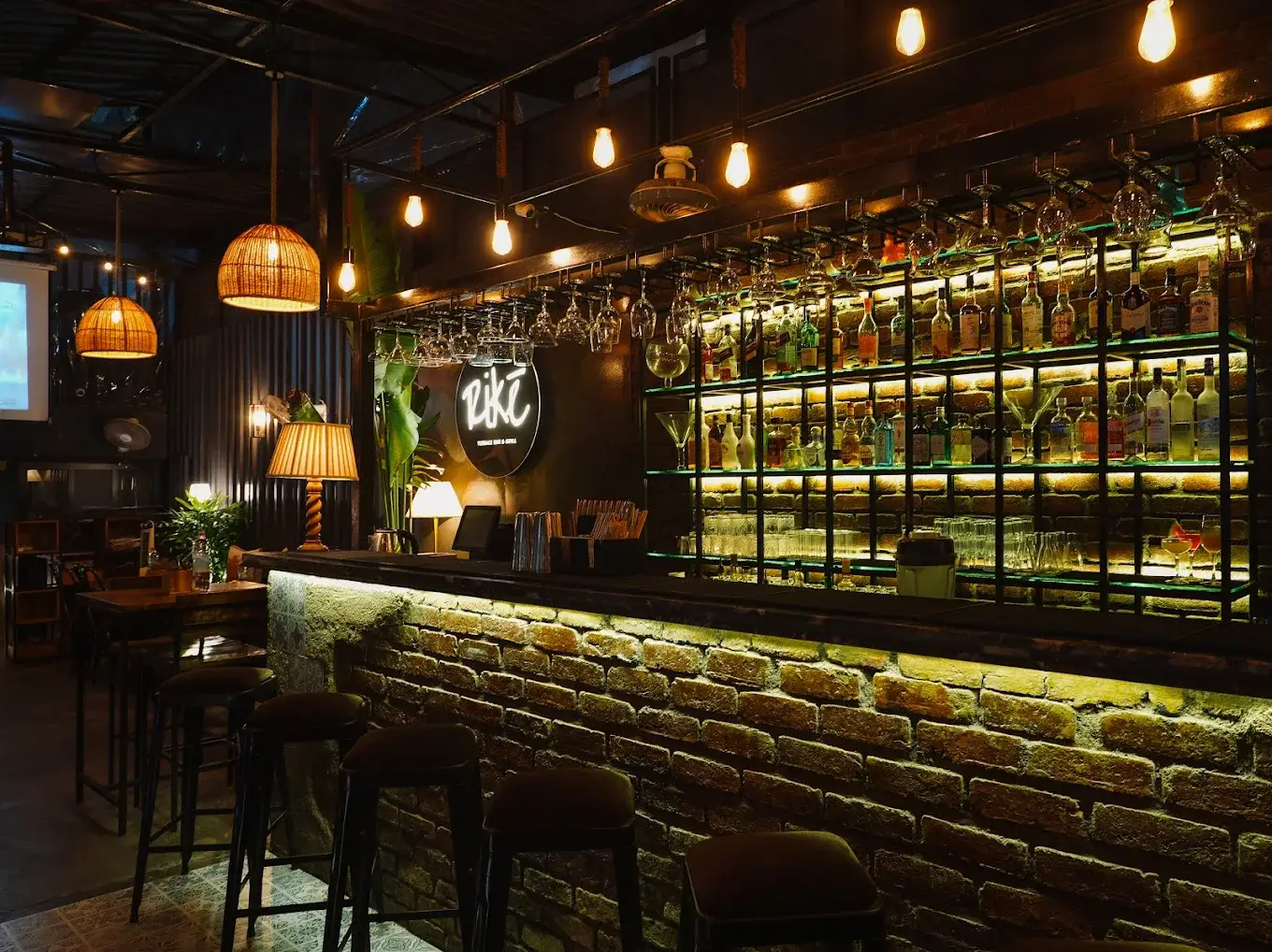 Rikē - Terrace Bar & Grill, Veera Desai Area, Mumbai