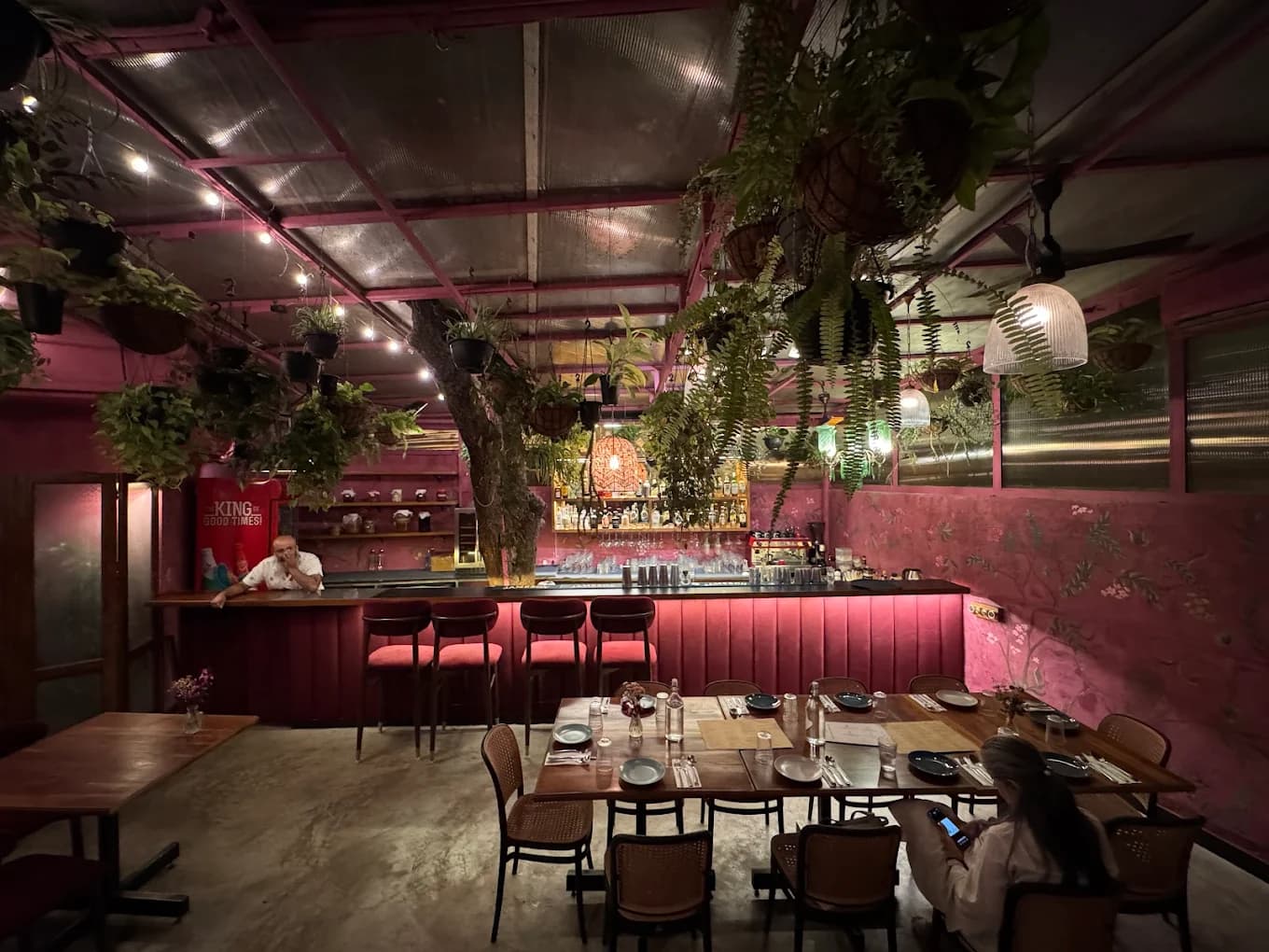The lovefools, Hill Road, Bandra West, Mumbai