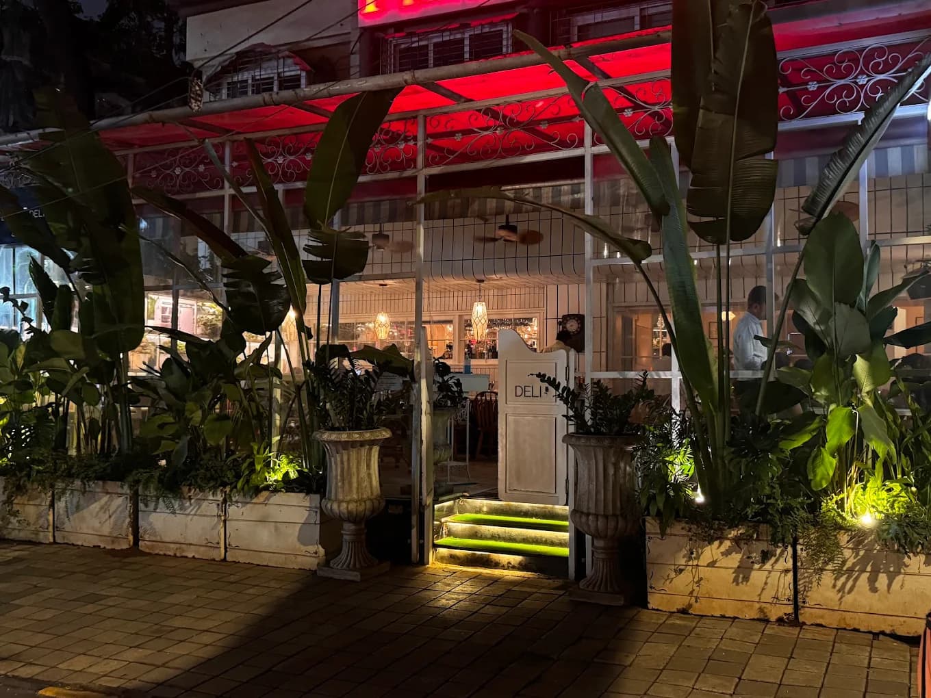 Donna Deli, Linking Road, Bandra West, Mumbai